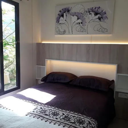 Bungalow Deluxe Mulhacén Camping *